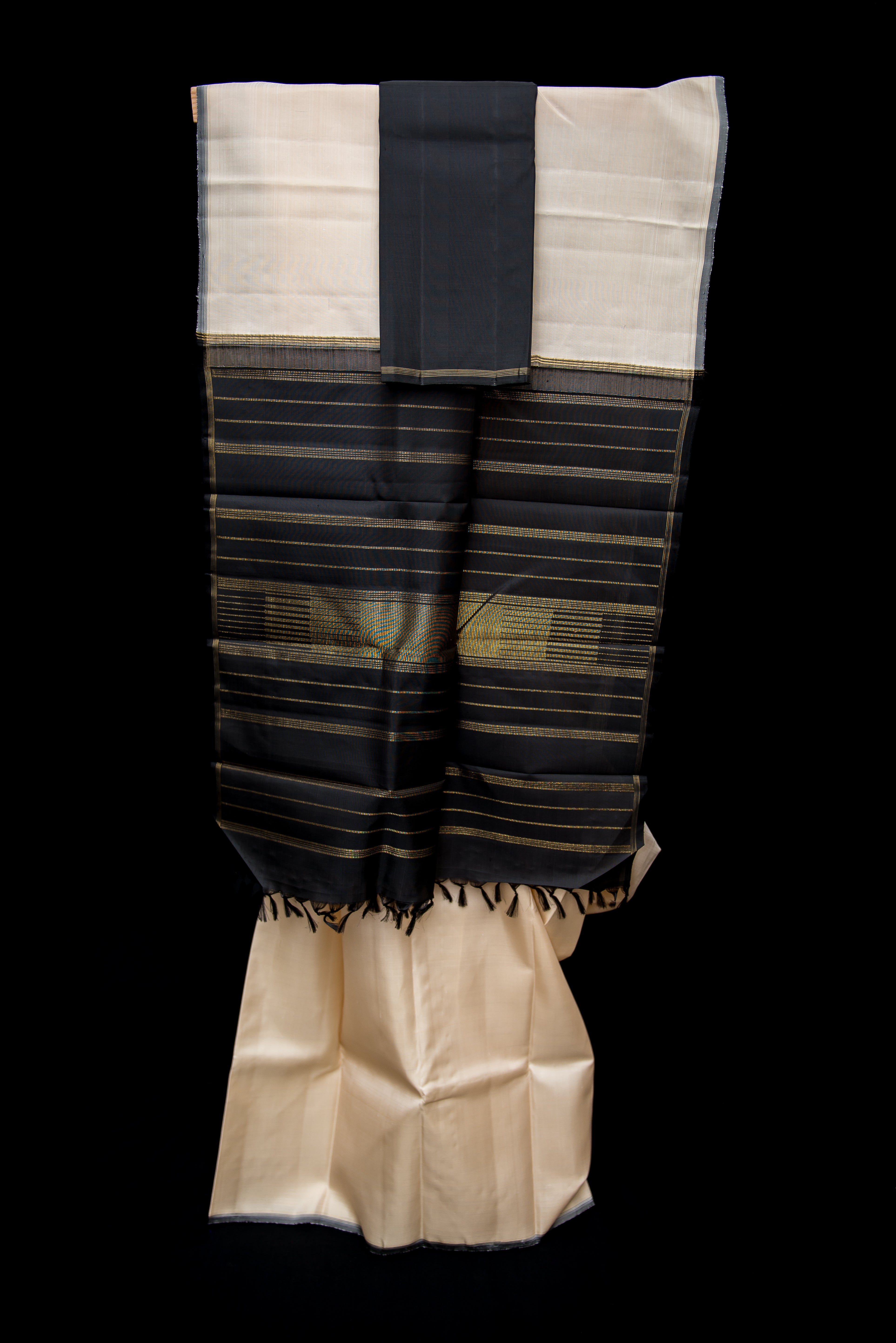 Cream Pure Silk Saree with Black Zari Pallu