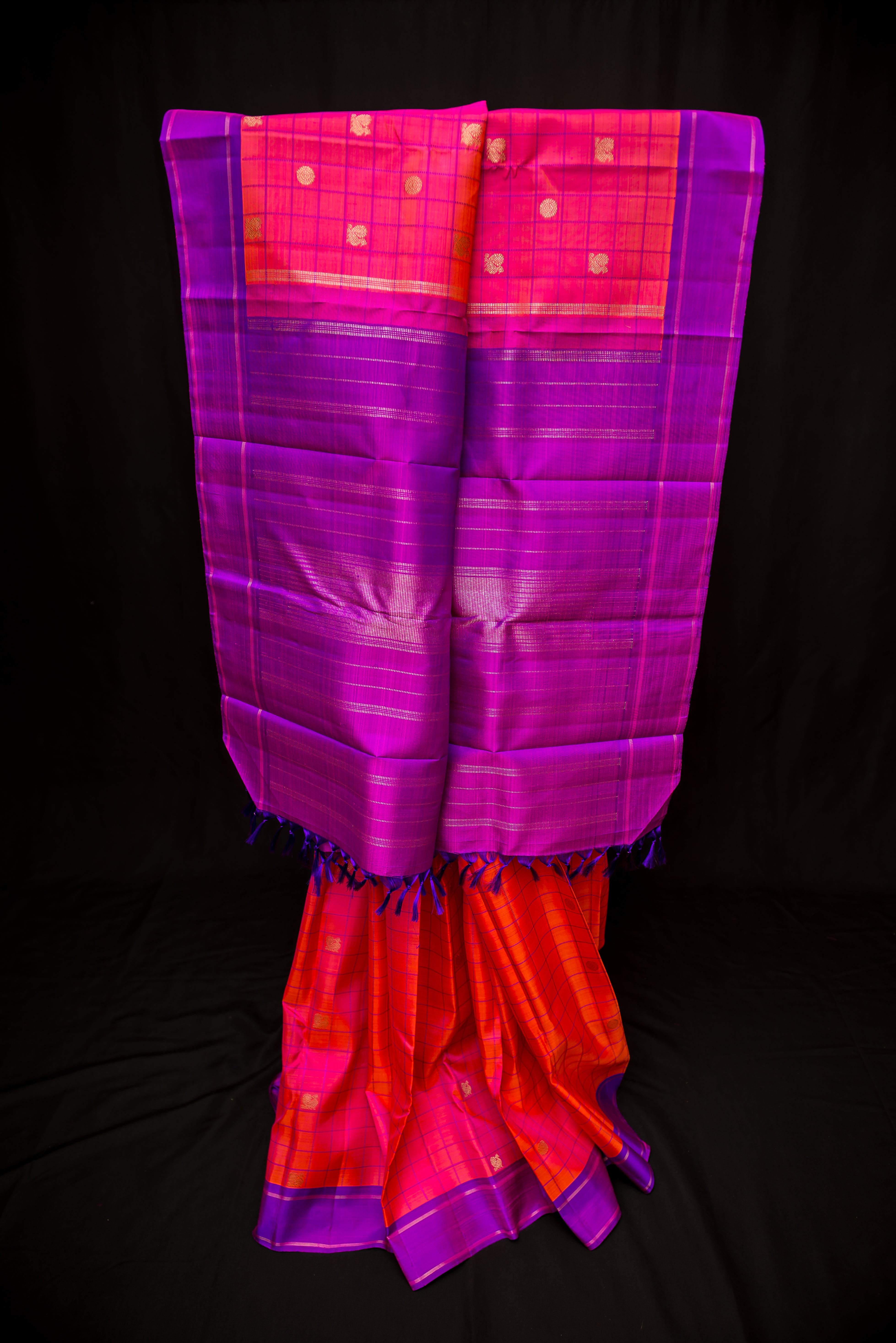Electrifying Lotus Pink Pure Silk Saree with a Royal Purple Pallu