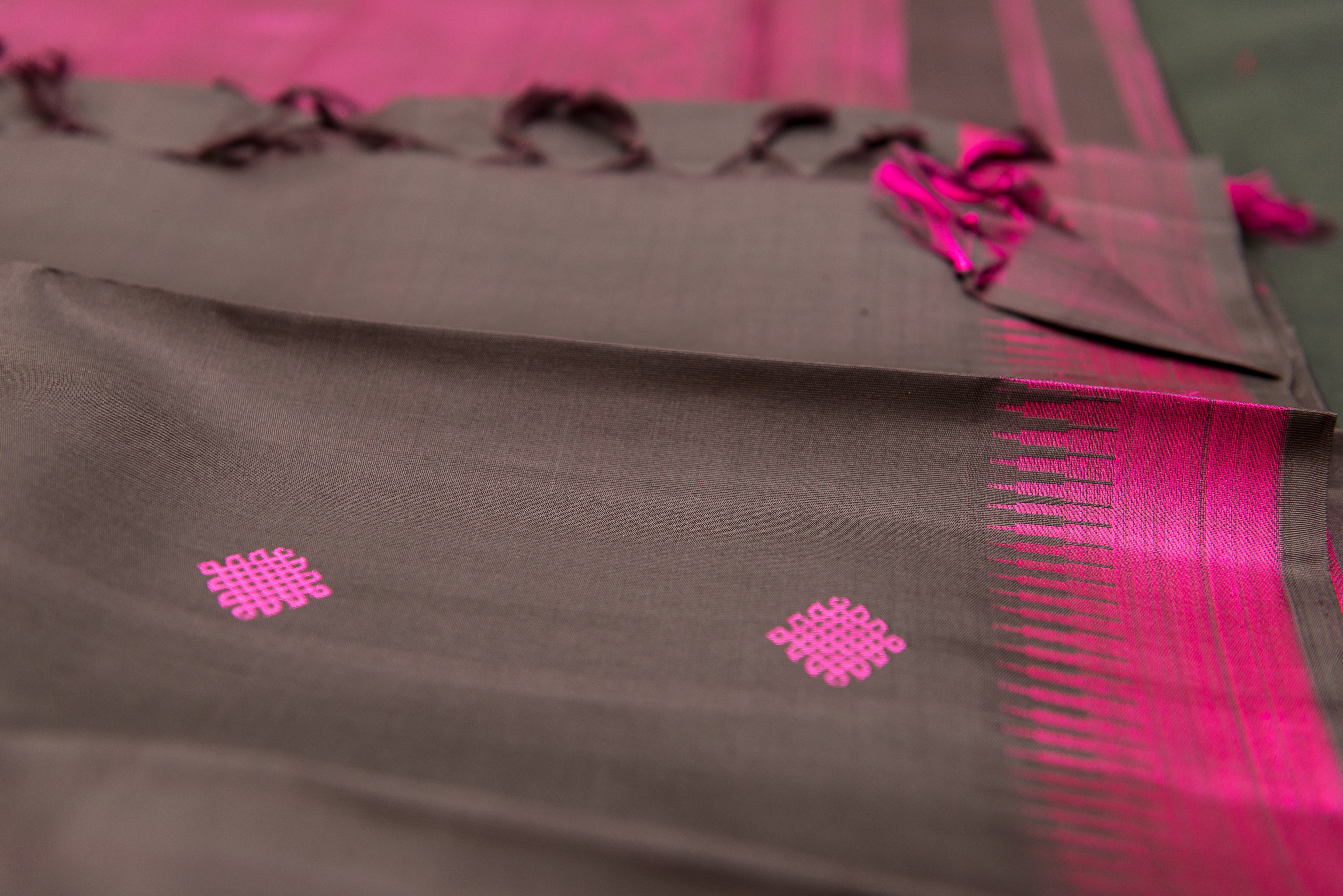 Black Pure Silk Threadwork Saree with Vibrant Pink Pallu