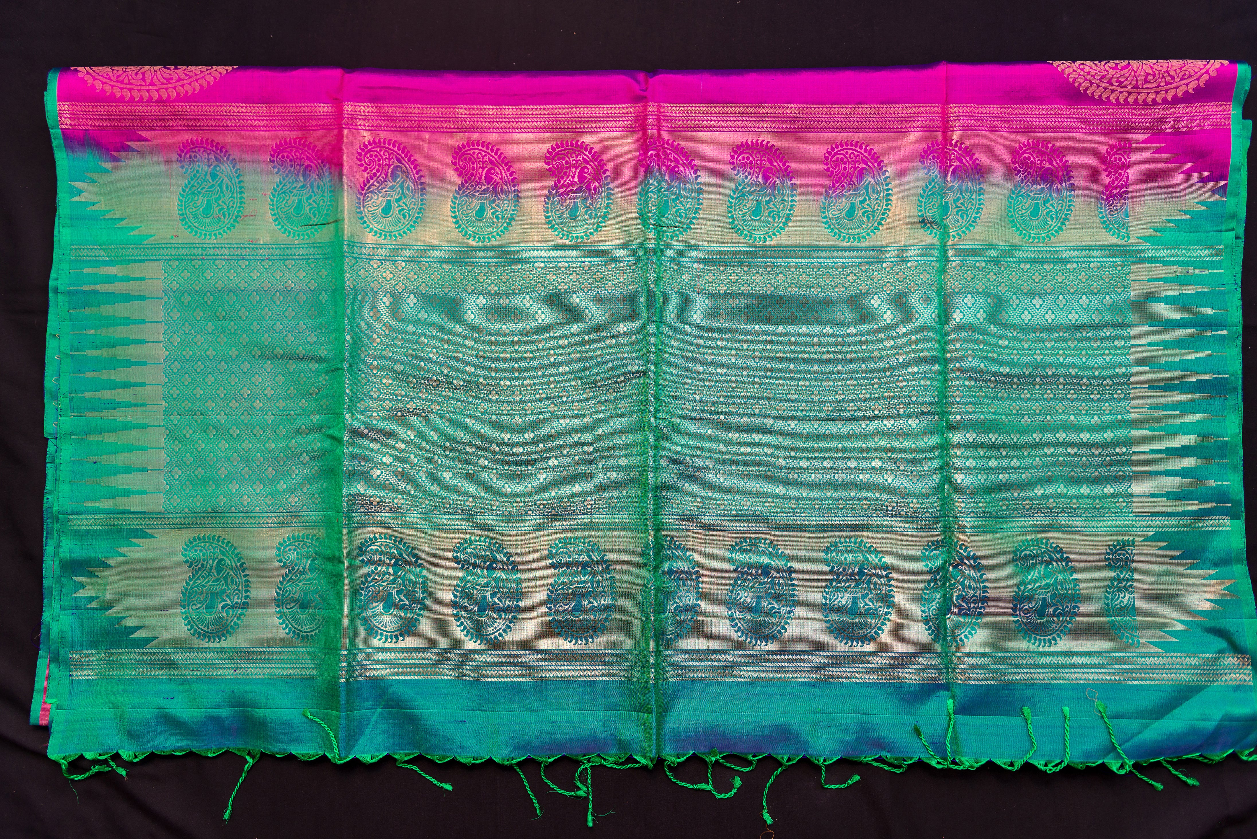 Dual-Tone Pink-Purple Soft Silk Saree with a Brocade Green Blue-Pallu