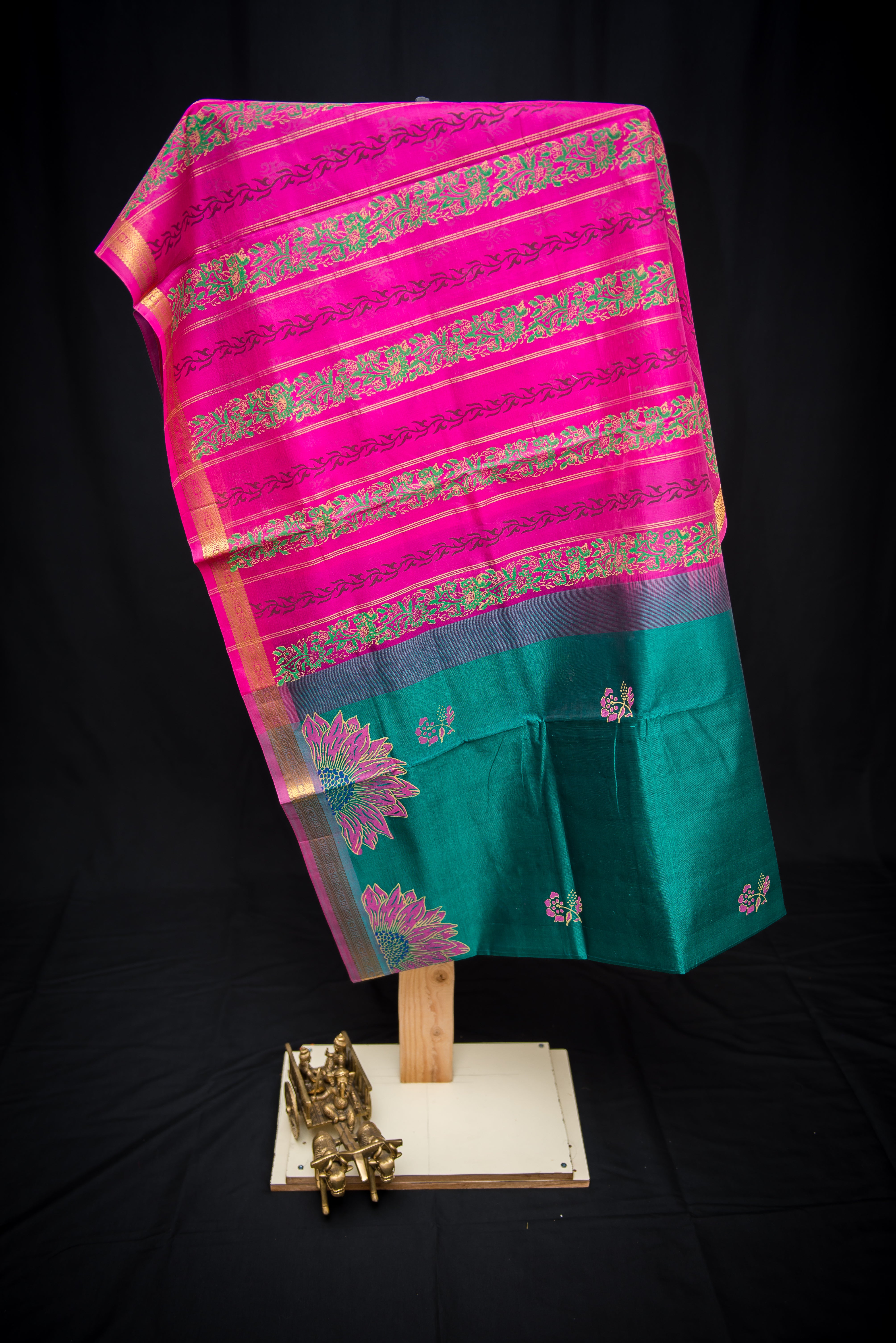 Vibrant Bottle Green Blockprint Silk Cotton Saree with Shocking Pink Pallu