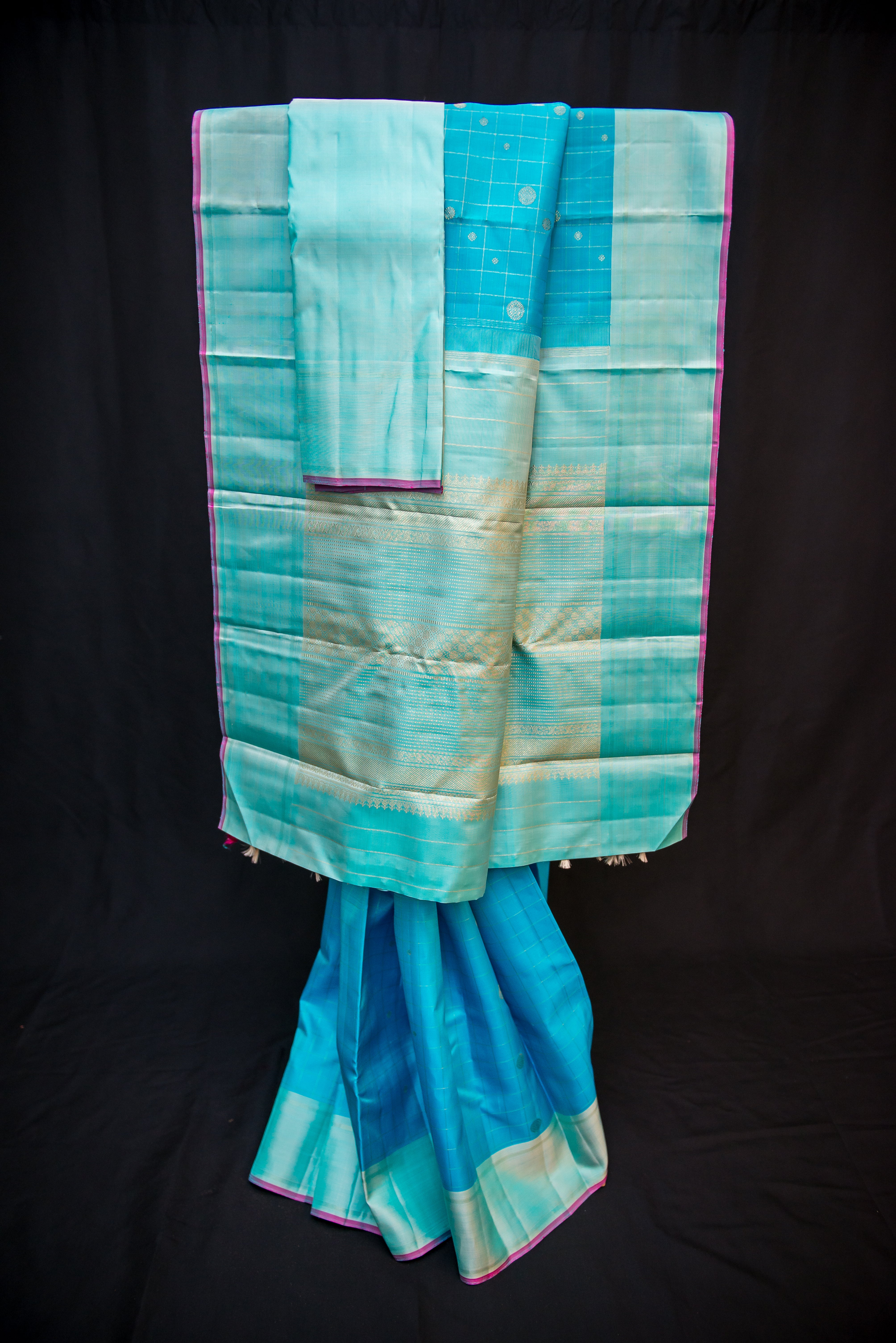 Lustrous Blue Pure Handwoven Silk Saree