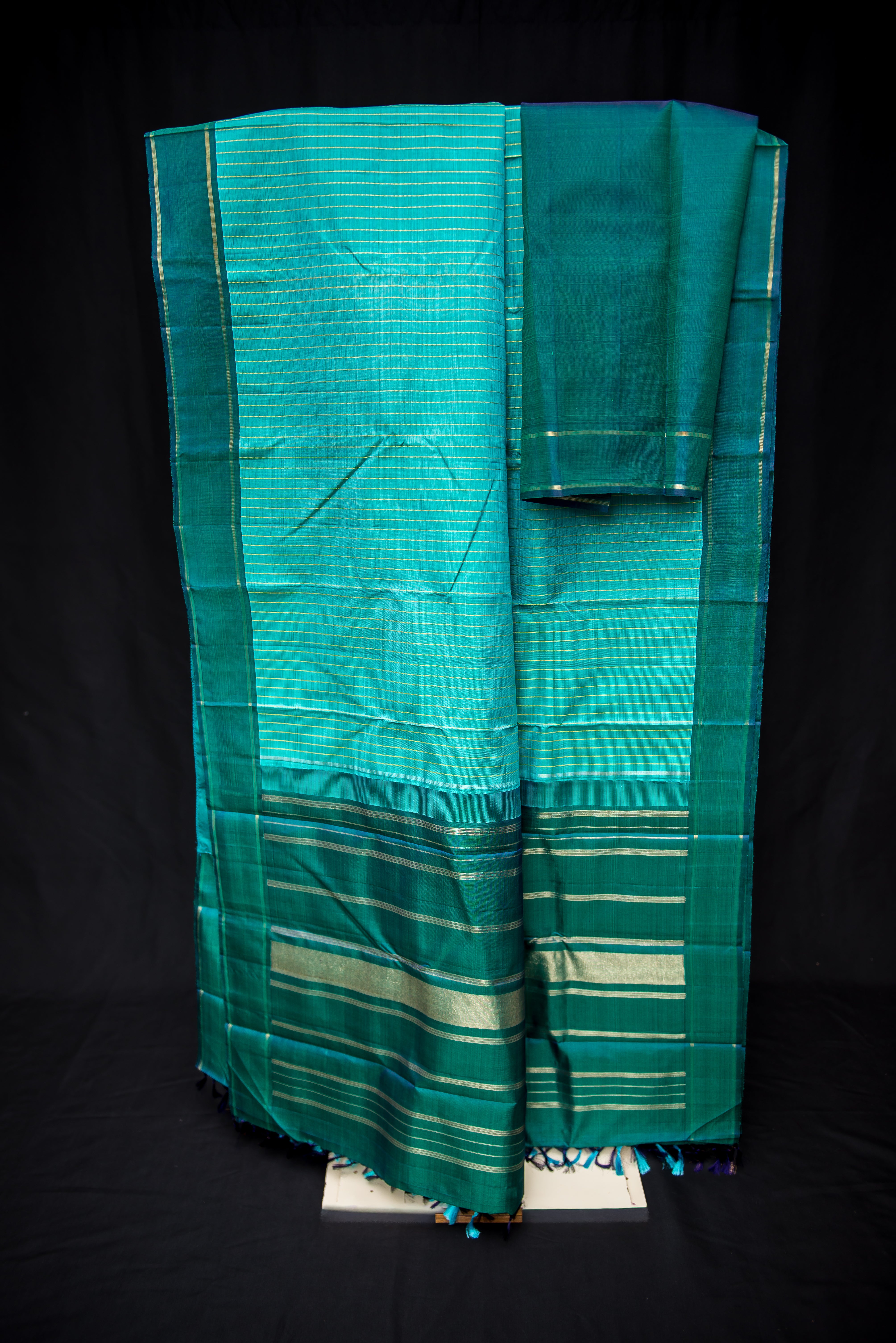 Aqua Pure Handloom Silk Saree with a Teal Pallu