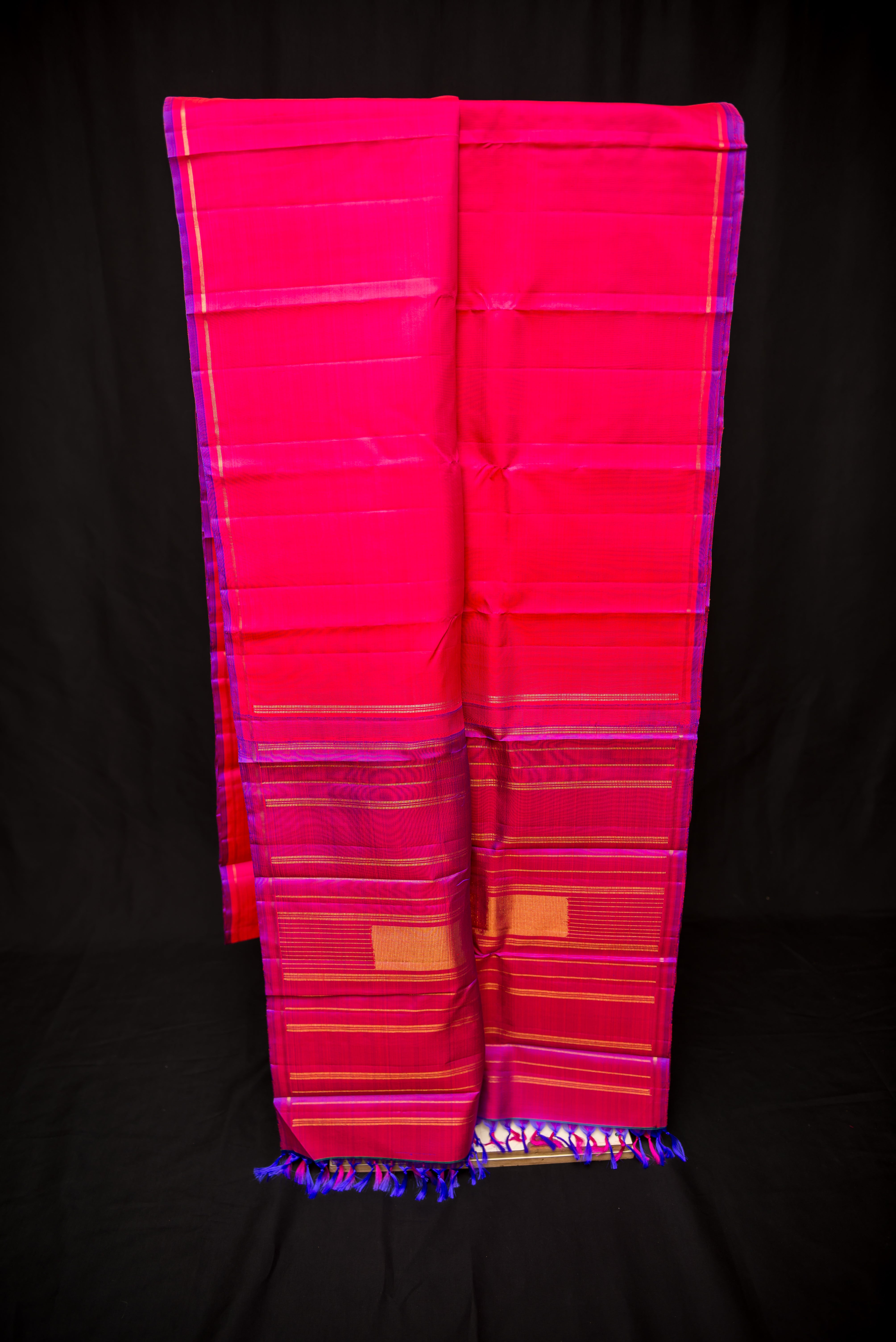 Electrifying Pink Pure Silk Saree with Contrast Purple Pallu