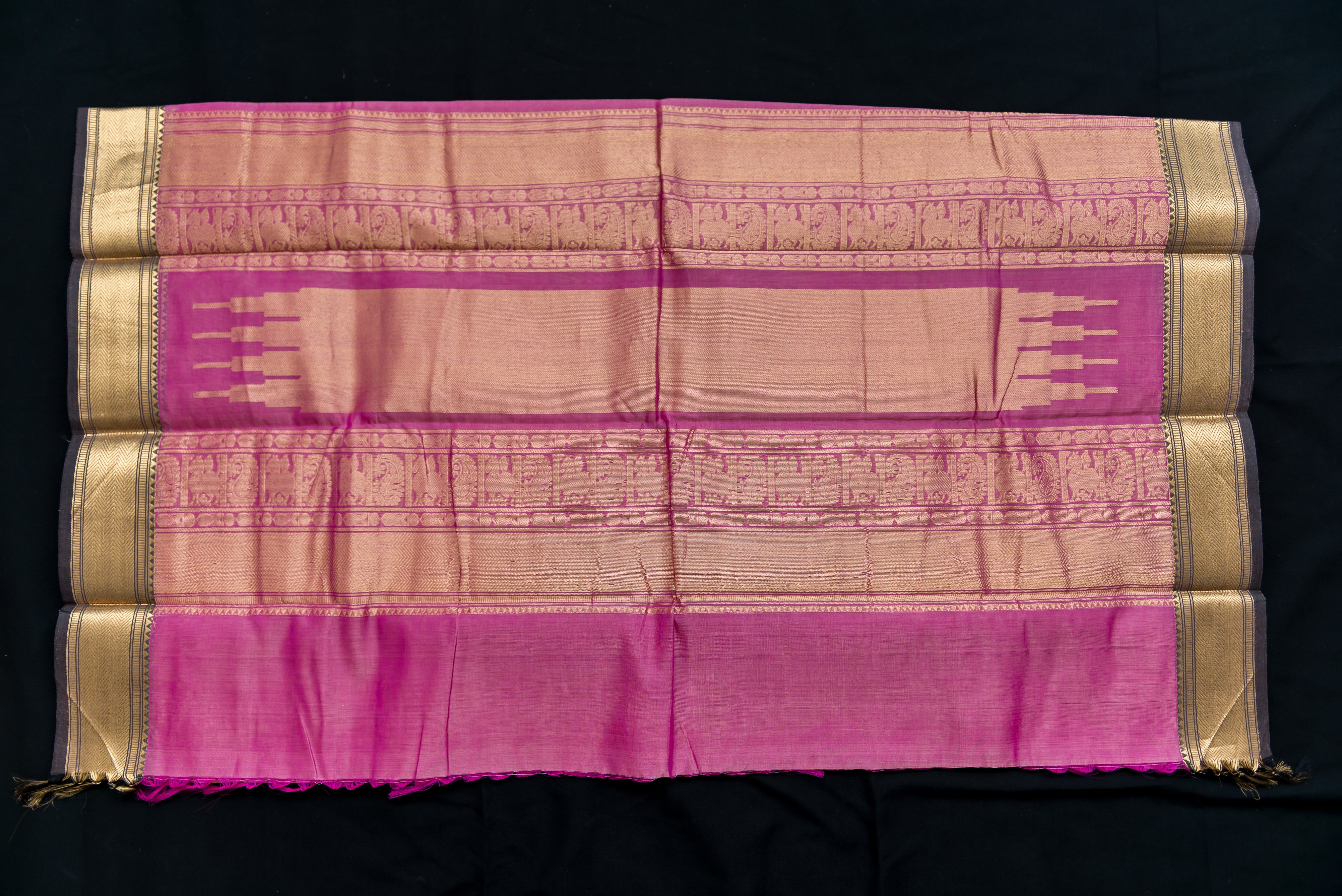 Pink Silk Cotton Saree with Grand Gold Zari Borders