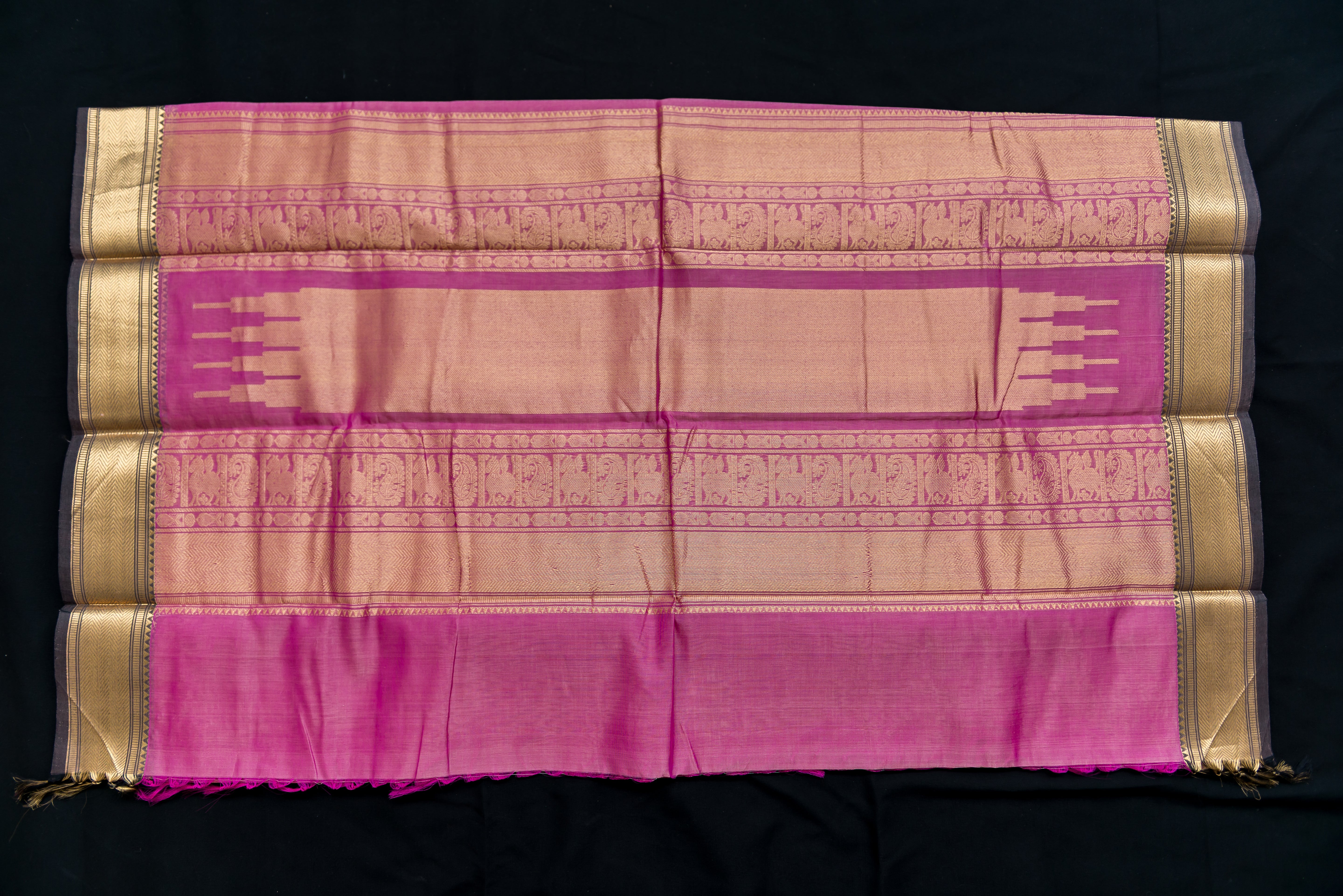 Pink Silk Cotton Saree with Grand Gold Zari Borders