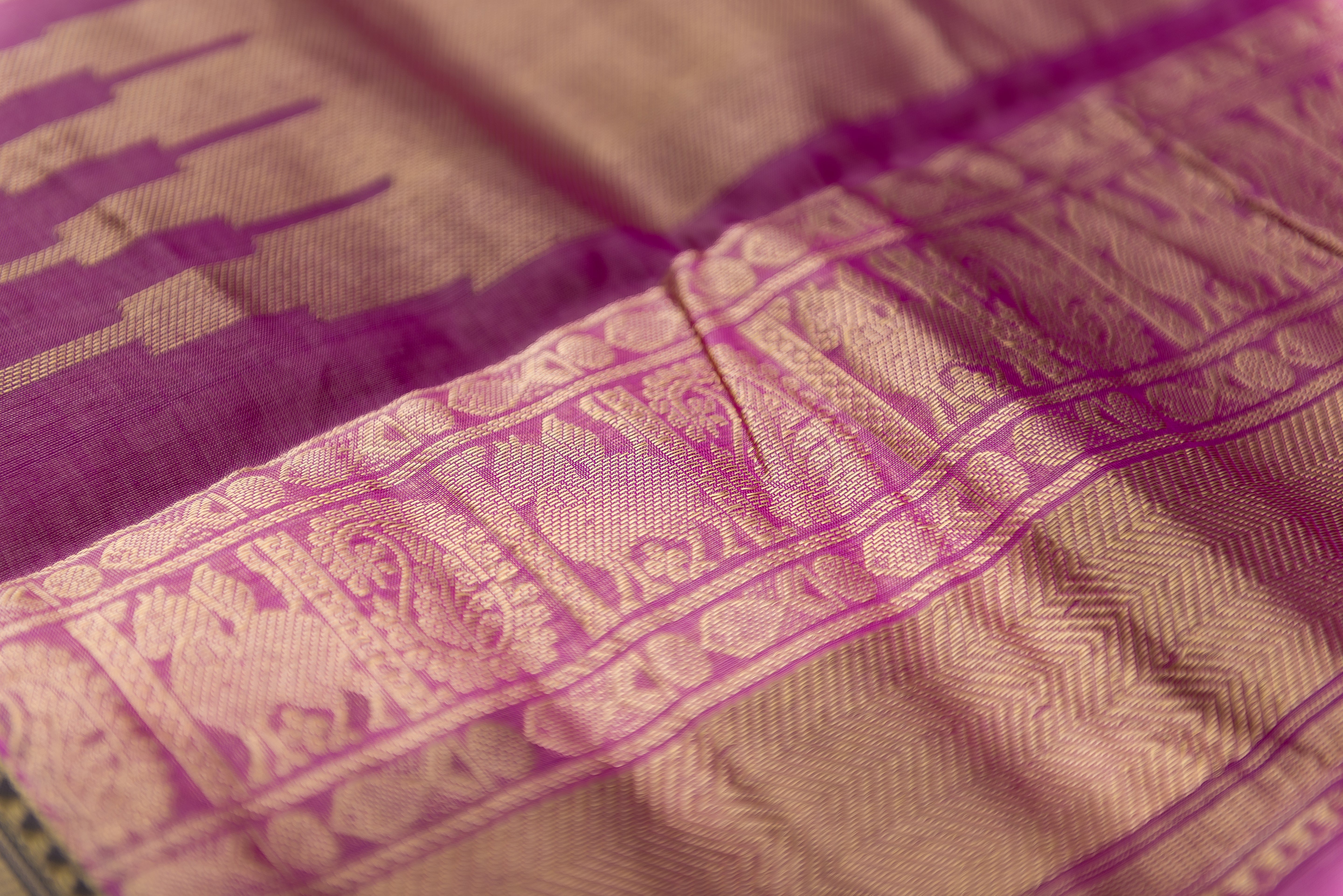 Pink Silk Cotton Saree with Grand Gold Zari Borders