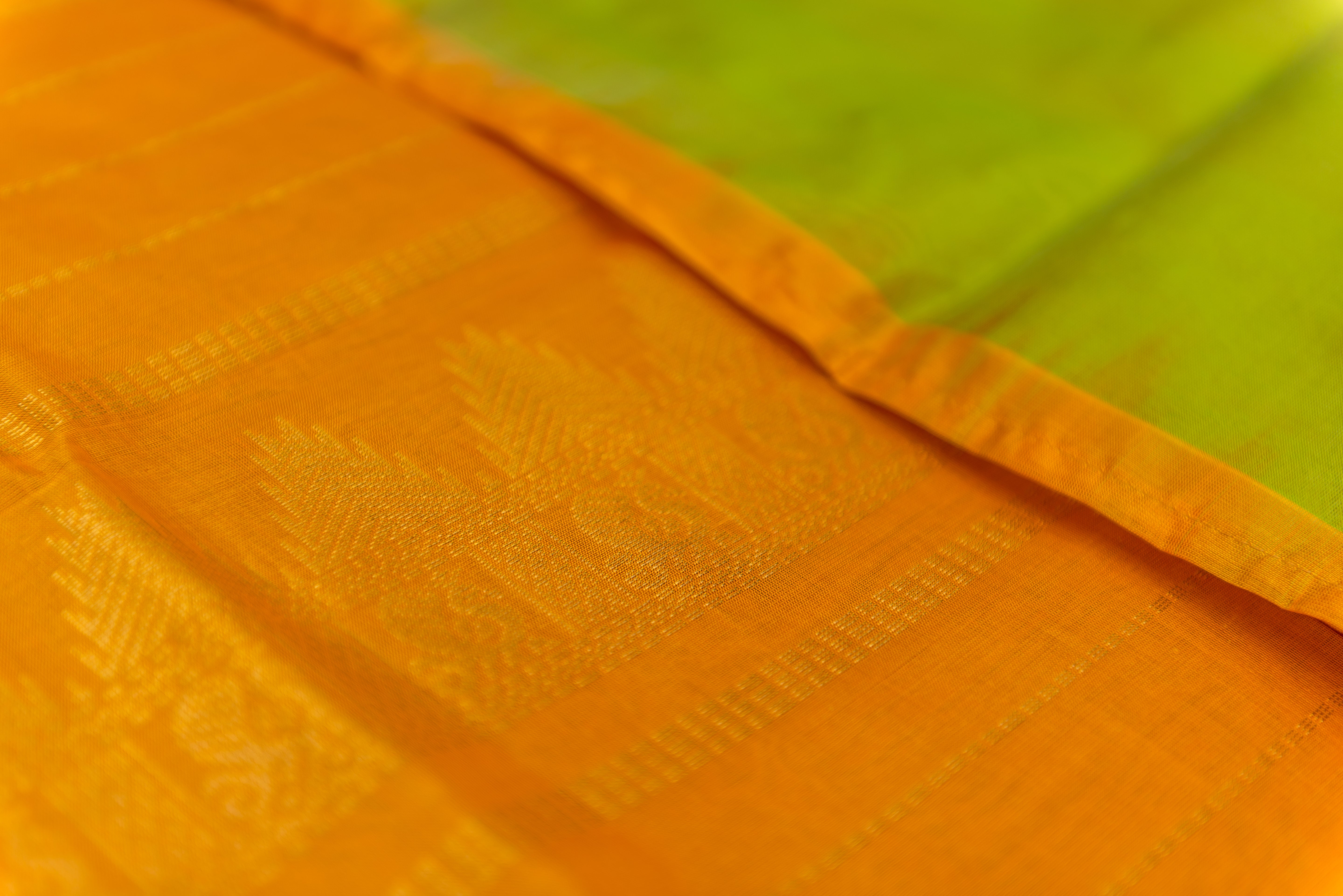 Dazzling Green Silk Cotton Saree with Mustard-Yellow Pallu