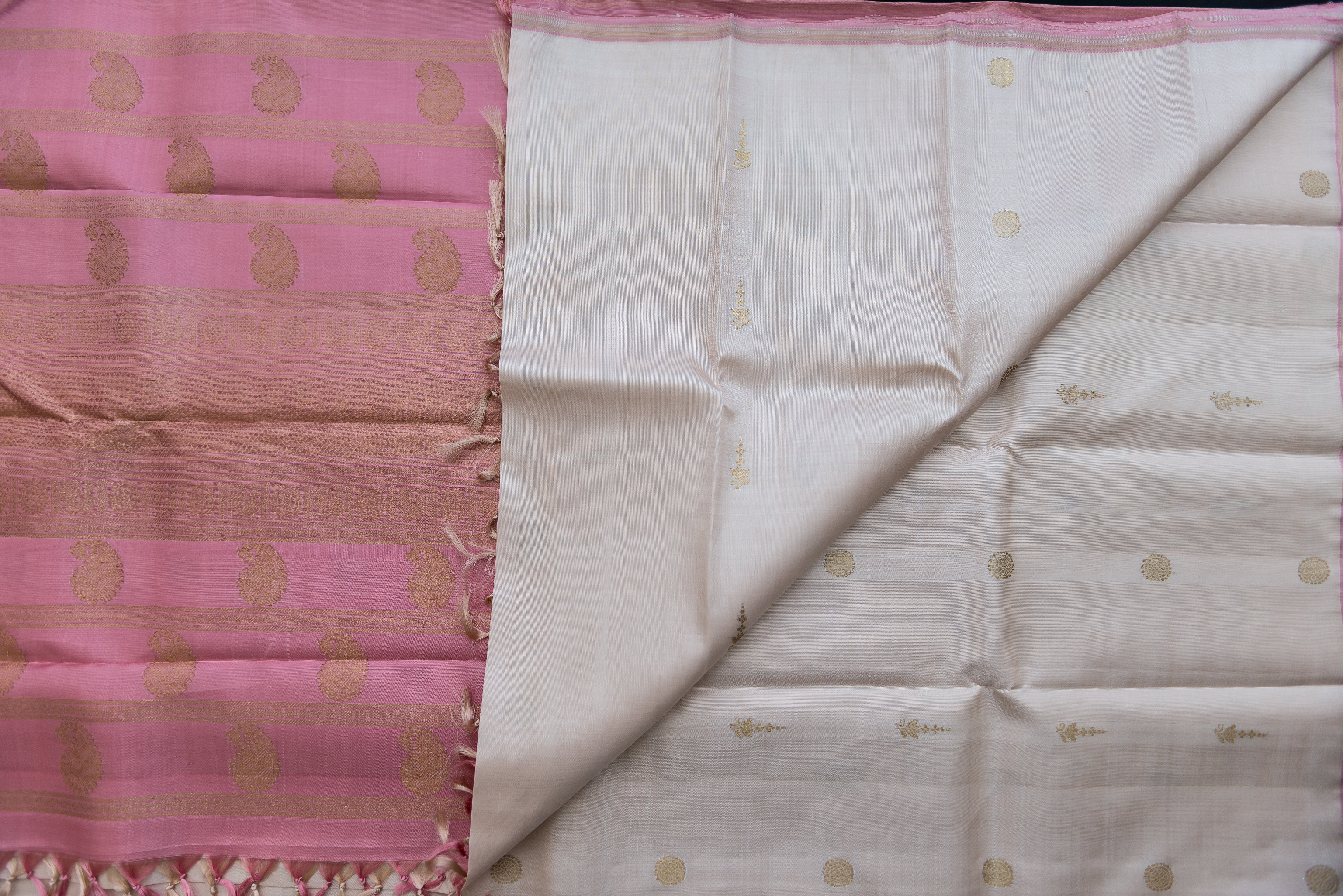 Serene Ivory Pure Silk Saree with Rose Pink and Gold Pallu