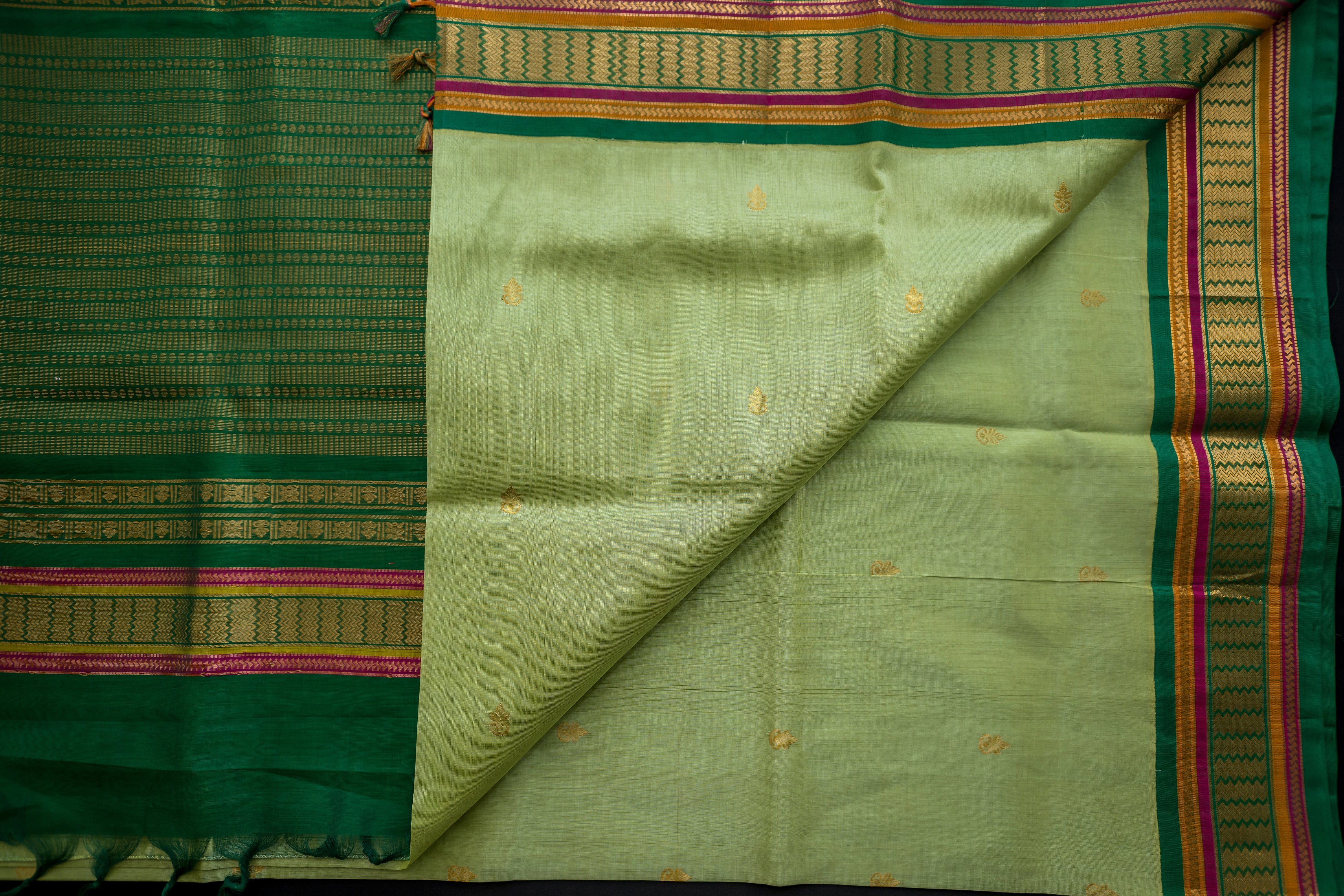 Lime Green Silk cotton Saree with Leaf Green Pallu