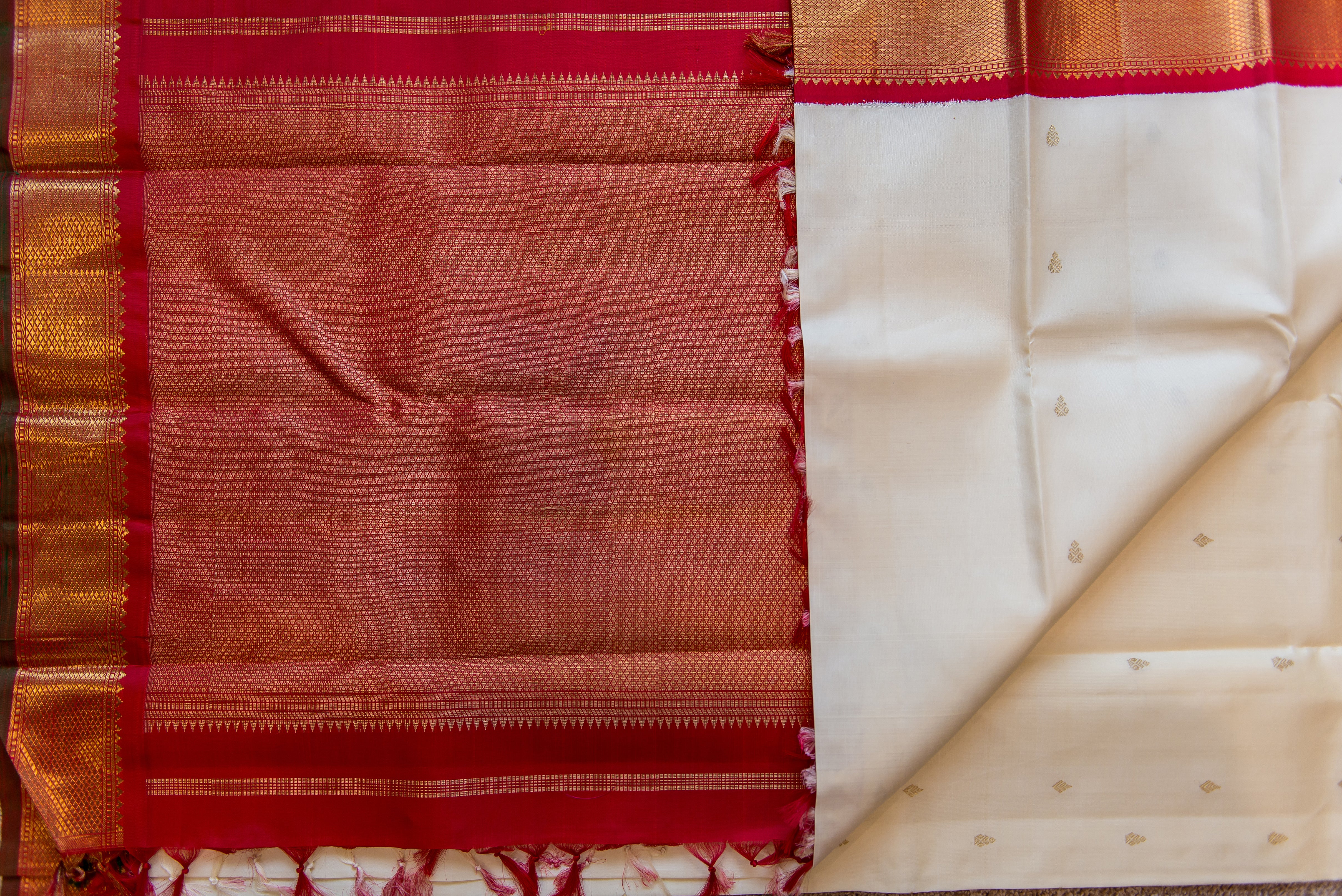 Classic Ivory Pure Silk Saree with Grand Red Gold Zari Pallu